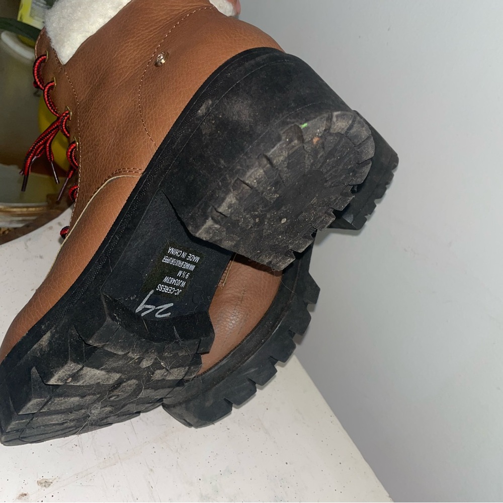 Juicy Couture Brown Sherling Boots 9.5 - Picture 8 of 8
